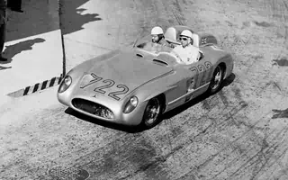 Stirling Moss i Mille Miglia 1955