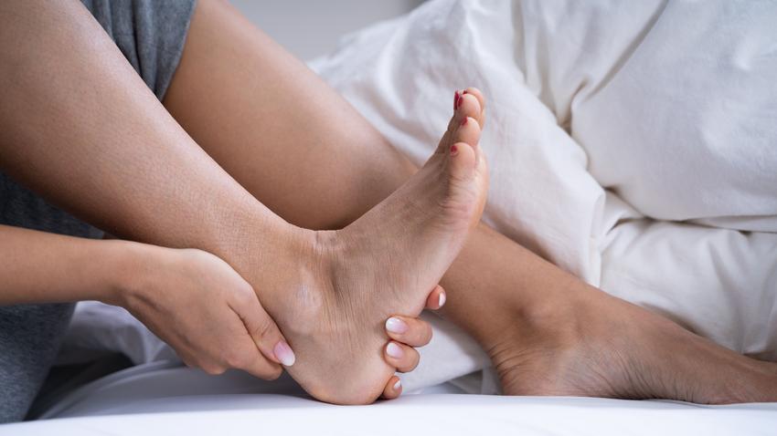 lábfájás láb boka fájdalom oka begyulladt Achilles-ín tünete