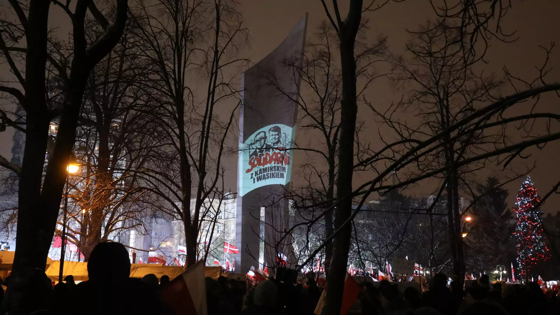 "Protest Wolnych Polaków" znieważył pomnik AK? Będzie zawiadomienie