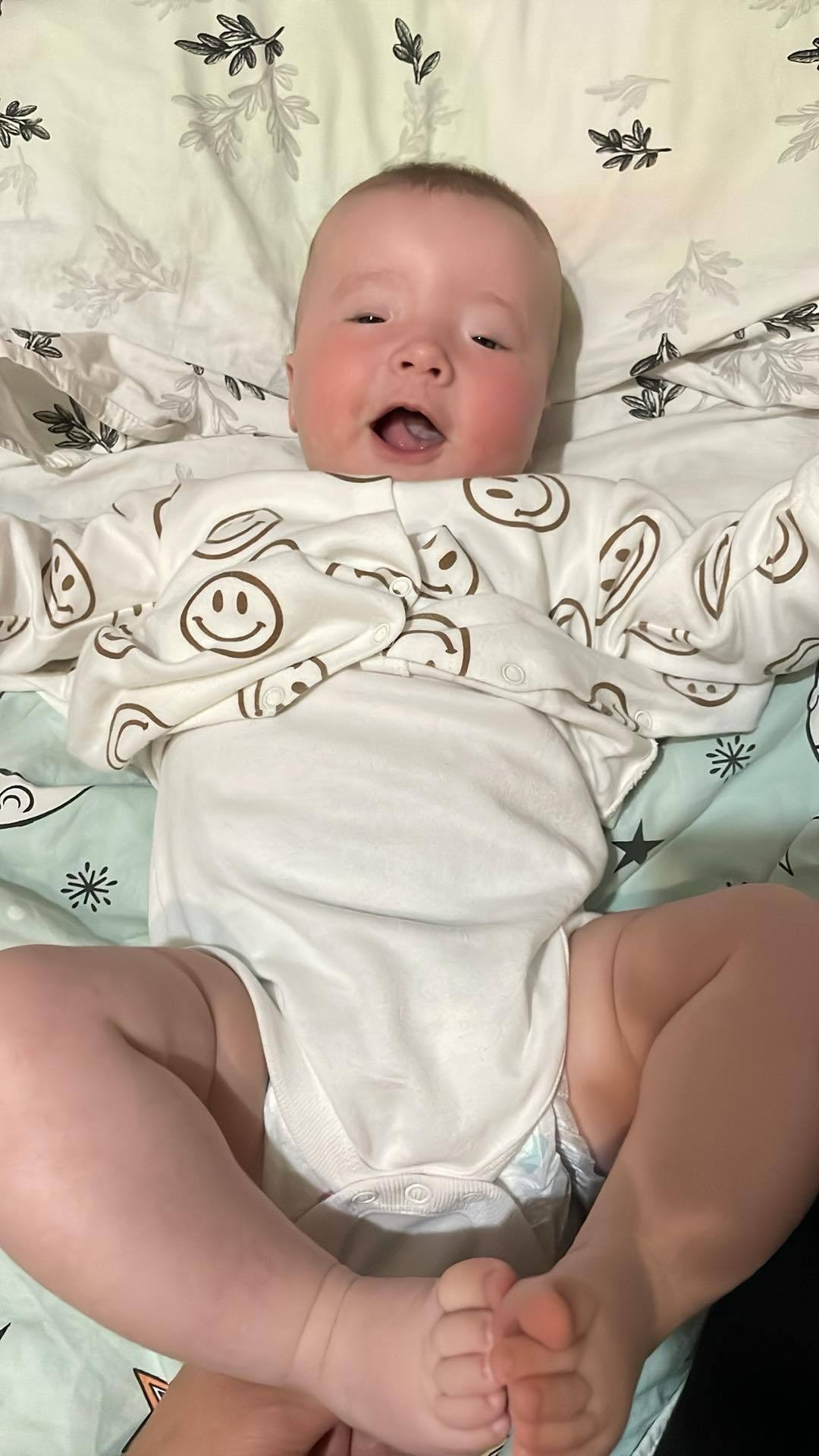  Sophia neotvárala oči tak, ako ostatné bábätká. 