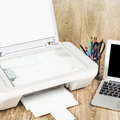 Najtańsze drukarki do domowego użytku — popularne modele