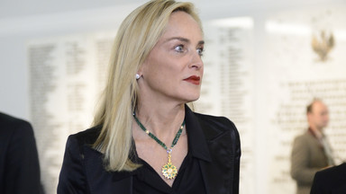 Sharon Stone topless nad basenem. Pokazała swoje "nieidealne" ciało