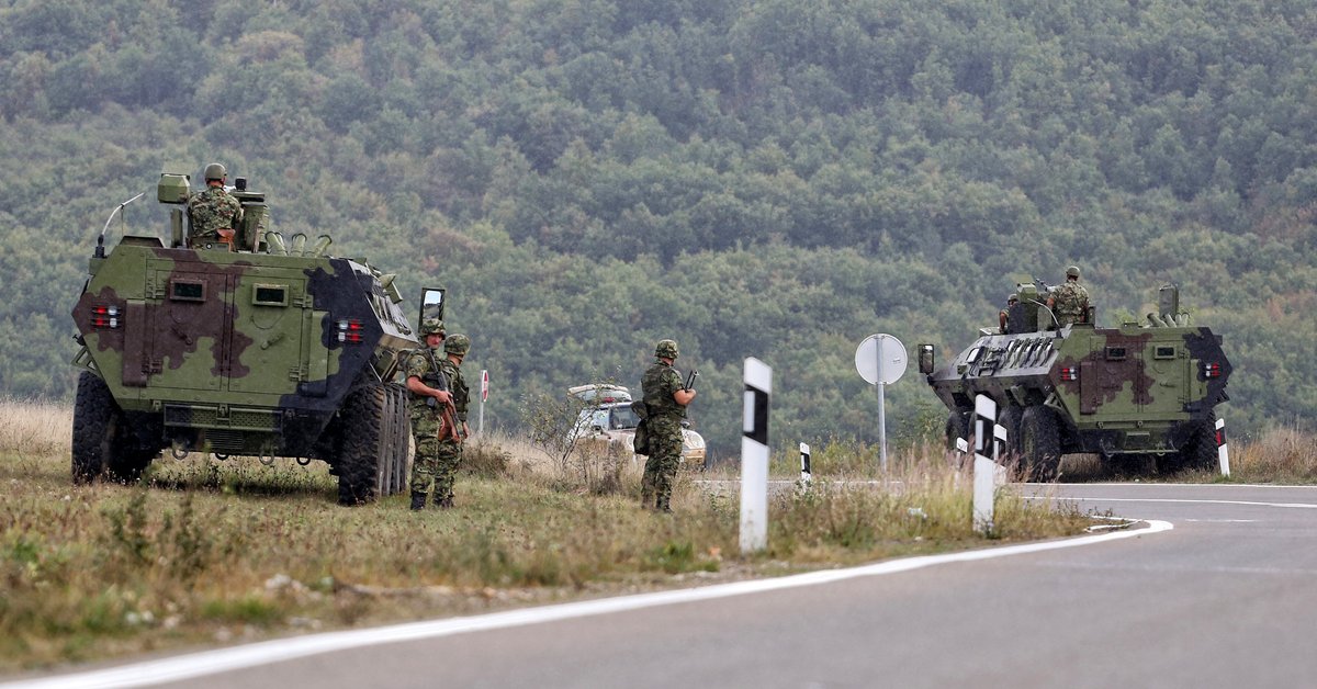 Las tensiones están aumentando en la frontera de Kosovo.  El ejército serbio recibió una orden del presidente.