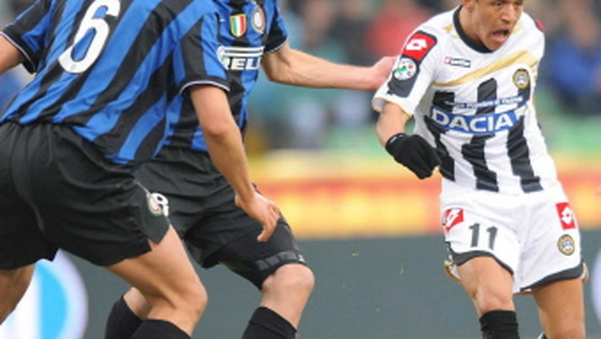 Włoskie media informują, że Inter Mediolan ma zamiar w styczniu wzmocnić siłę ofensywną i sprowadzić na Giuseppe Meazza gwiazdora Udinese Calcio, Chilijczyka Alexisa Sancheza.