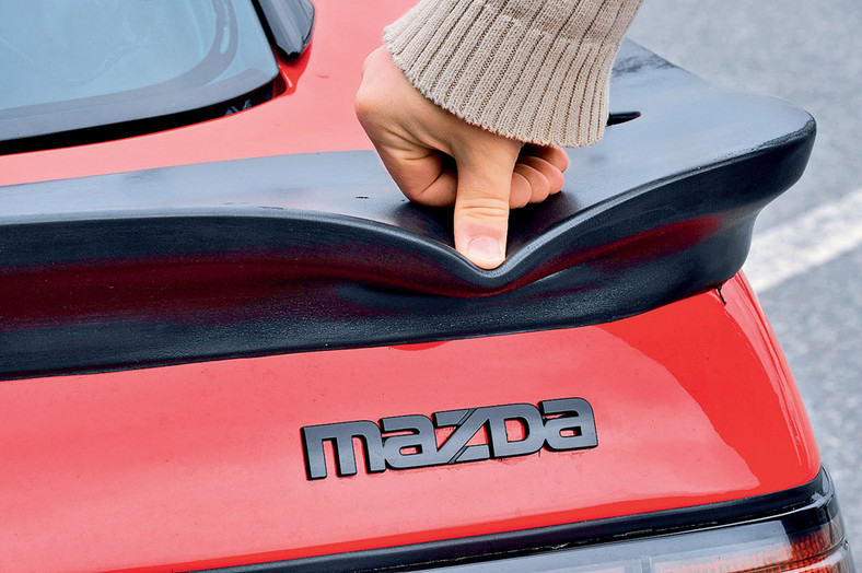 Mazda RX-7 - Filigranowy egzotyk