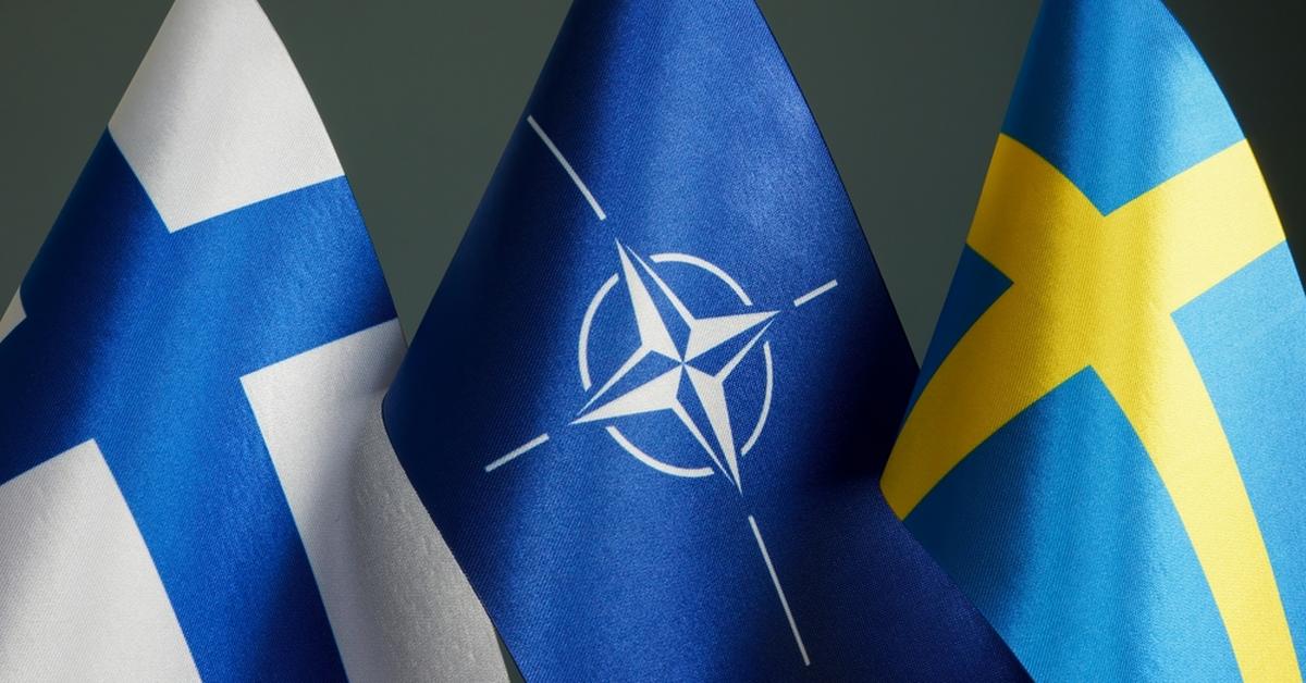 Sverige og Finland slutter seg til NATO ratifisert av nordiske land