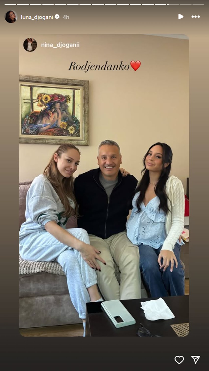 Luna Đogani, objava