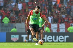 Brazylijski piłkarz zawieszony na rok za popchnięcie sędziego