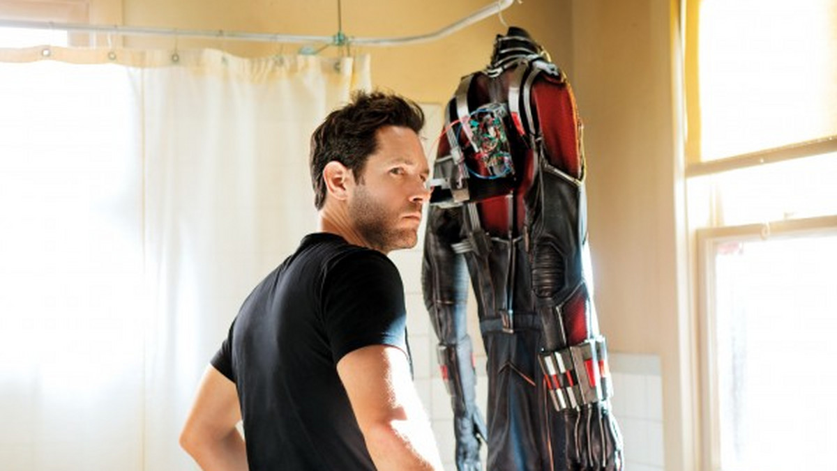 "Ant-Man" Peytona Reeda wprowadził do filmowego uniwersum Marvela sporą dozę świeżości, przedstawiając jednocześnie nowego, nieznanego wcześniej publiczności kinowej bohatera. Wersja Blu-ray zapewni wszystkim miłośnikom "Ant-Mana" dużo fajnej zabawy.