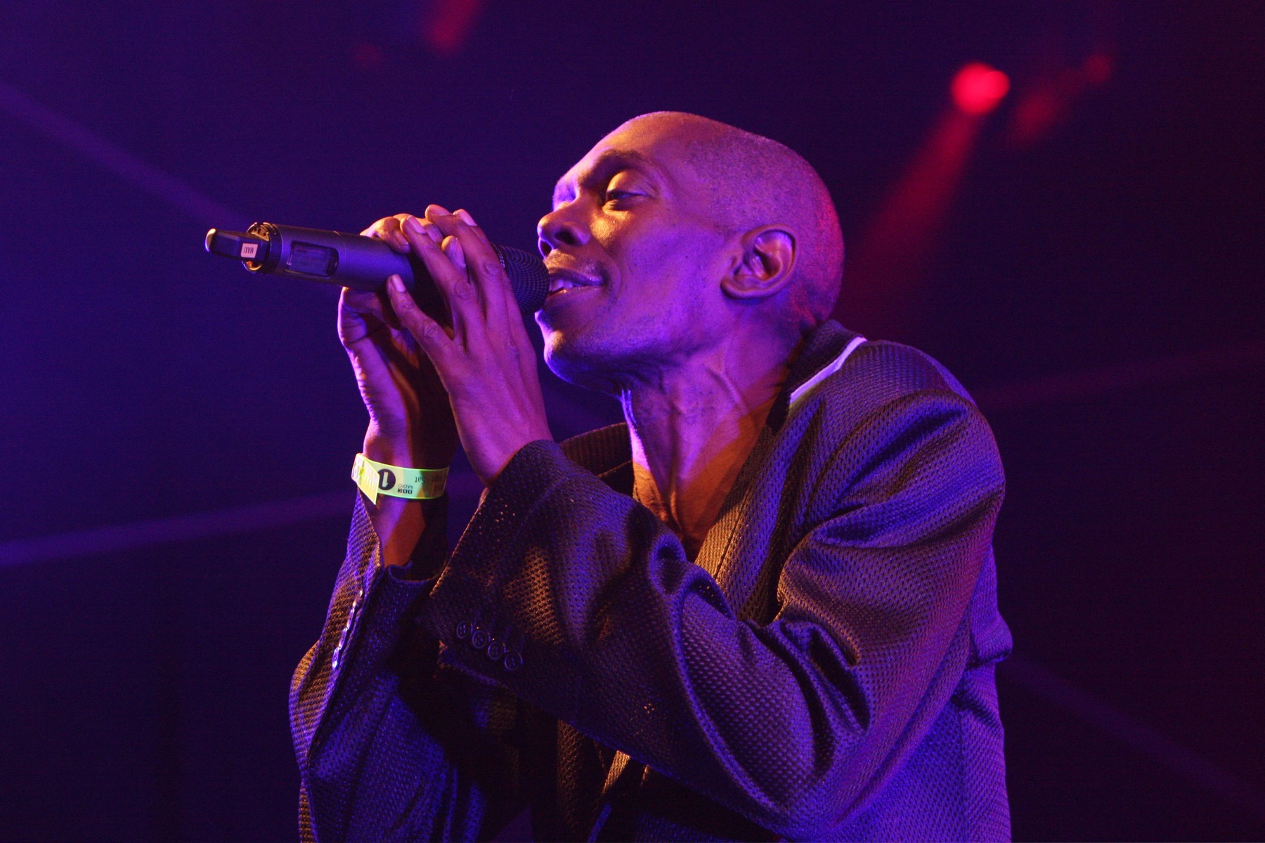 Maxi Jazz z kapely Faithless. 