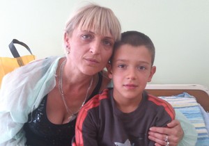 382857_nis-suncica-miladinovic-sa-sinom-djordjetom-foto-branko-janackovic