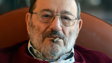 Ogromny księgozbiór Umberto Eco został podzielony między Bolonię i Mediolan