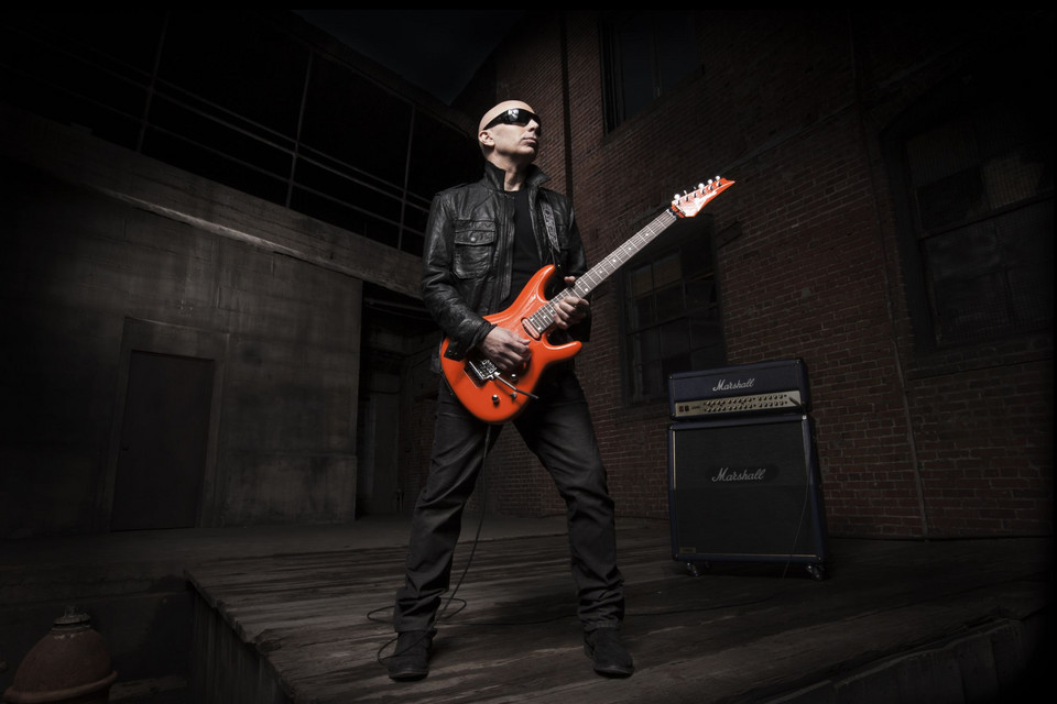 Joe Satriani (fot. materiały prasowe)