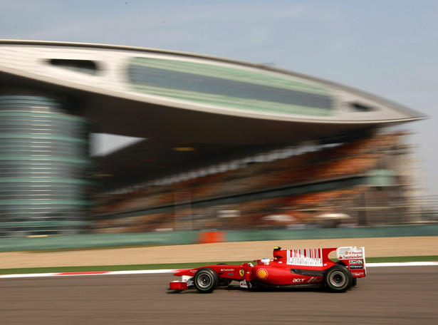 Kubica zasiądzie w bolidzie Ferrari! Włosi dają mu milion euro