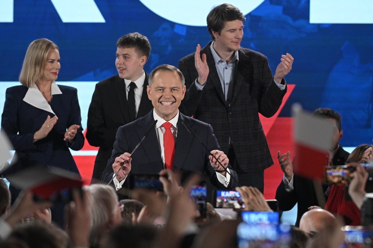 Kolejne badania late poll pokazały przewagę Karola Nawrockiego (50,7 proc.) nad kandydatem KO (49,3 proc.) w II turze wyborów prezydenckich.