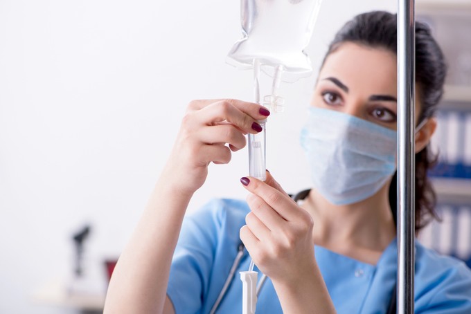 Bamlanivimab: ki kaphatja meg a súlyos covid elleni gyógyszert?