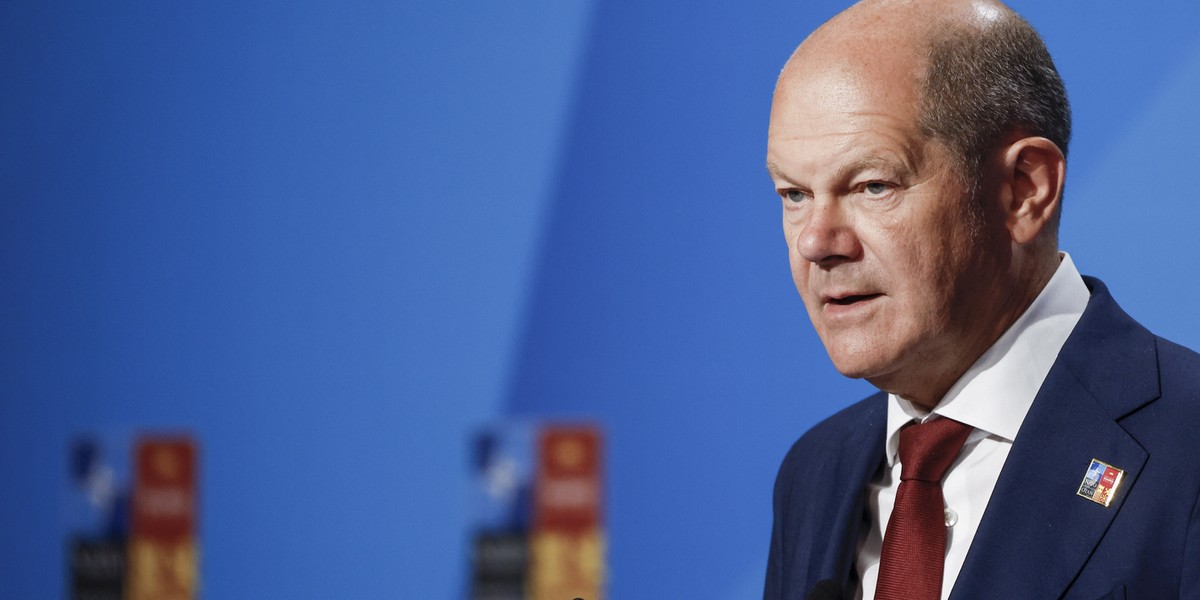 Kanclerz Scholz dostał podwyżkę. Będzie zarabiać ponad 30 tys. euro miesięcznie. 