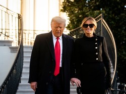 TAK trzeba kończyć... Melania Trump opuściła Waszyngton nieziemsko dobrze ubrana i z uśmiechem od ucha do ucha. FOTO