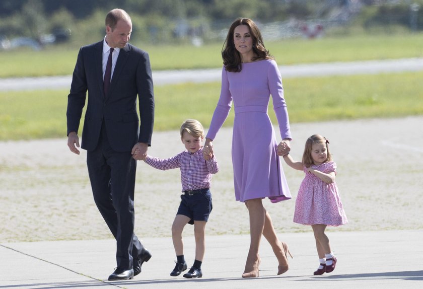 Księżna Kate i książę William z dziećmi 