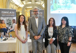 Podrška porodice i društva, pravovremena i adekvatna terapija, ključ uspešnog lečenja depresije - poručuju stručnjaci