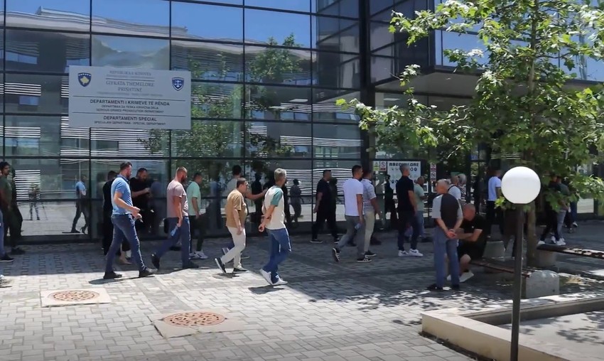 Održan prekršajni pretres protiv 36 osoba privedenih na Gazimestanu