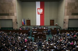 Projekt uchwały ws. powołania komisji ds. tzw. afery wizowej skierowany do Komisji Ustawodawczej