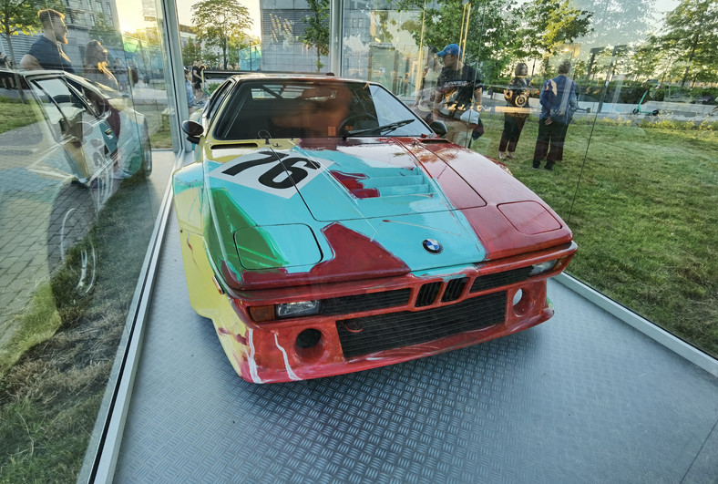 BMW Art Car Collection #04 BMW M1 Andy Warhol 1979 r.