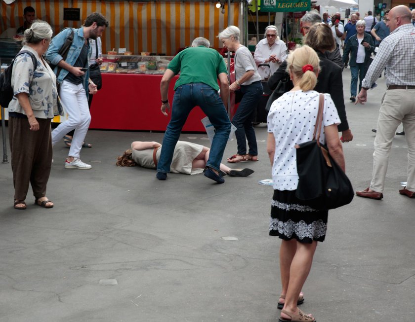 55-latek brutalnie zaatakował francuską polityk