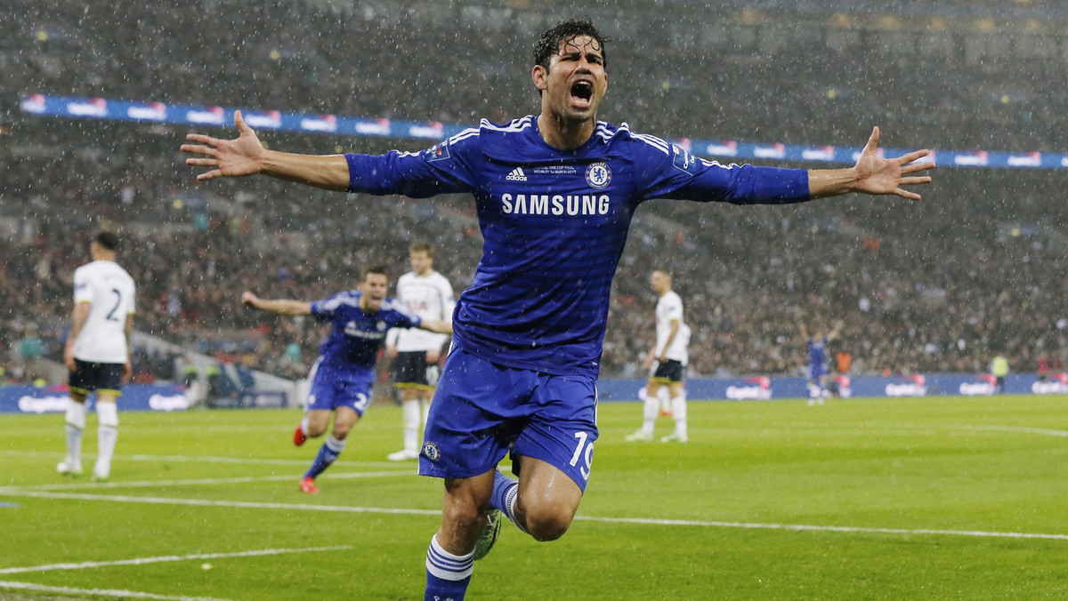 Chelsea pokonała na Wembley Tottenham 2:0 (1:0) w finałowym meczu Pucharu Ligi Angielskiej. Triumf podopiecznym Jose Mourinho zapewniły trafienia Johna Terry'ego i Diego Costy, chociaż ten drugi gol może również zostać zapisany jako samobójcze trafienie Kyle'a Walkera.