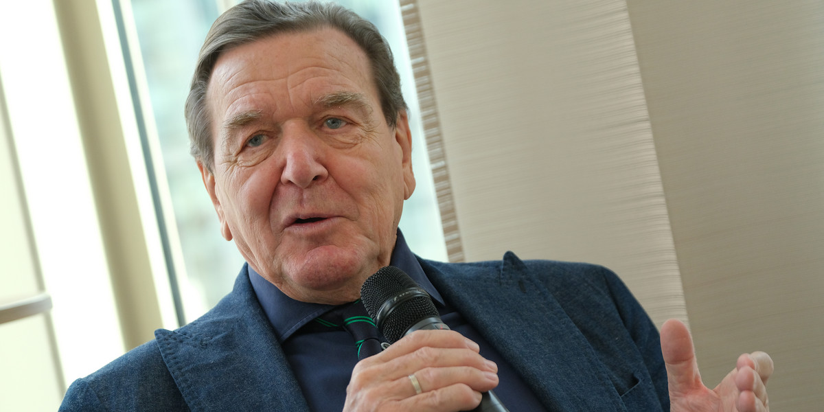  Gerhard Schröder był kancerzem Niemiec od 1998 do 2005 r.