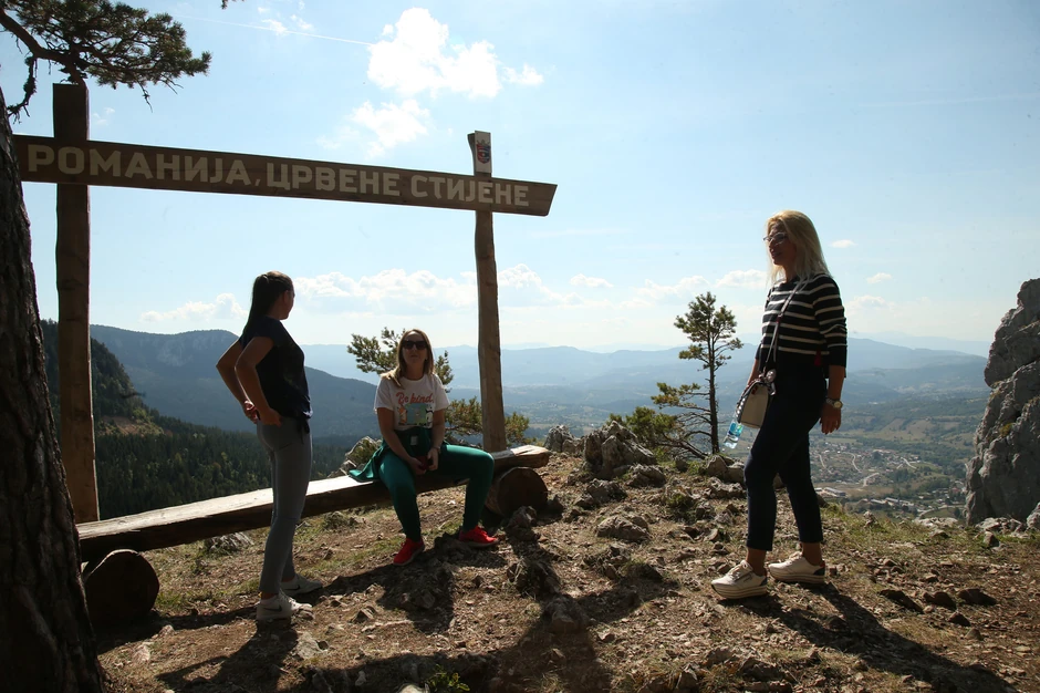 Crvene stene na Sokolcu