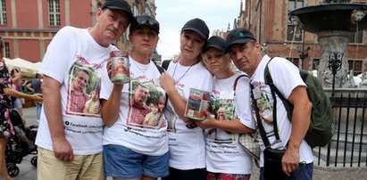 Dziadkowie Lenki zbierają pieniądze na drogi lek. W weekend prosili o pomoc mieszkańców Gdańska