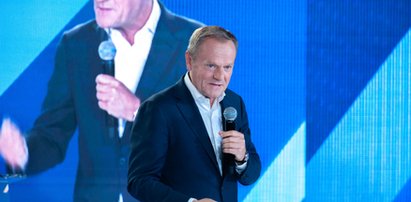 Tusk ostro atakuje Kościół i mówi wprost o sojuszu "ołtarza z tronem". Ostrzega też przed zakazem rozwodów