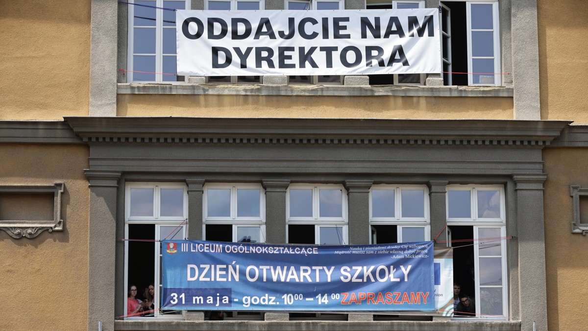 Układ wojewody z Barbarą Nowak. Nauczycielka stoczy bój przed sądem