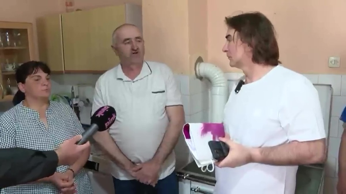 Željko Mitrović HUMANIM GESTOM olakšao svakodnevicu petočlanoj porodici Tadić iz Guče koja se suočila sa VELIKOM TRAGEDIJOM !