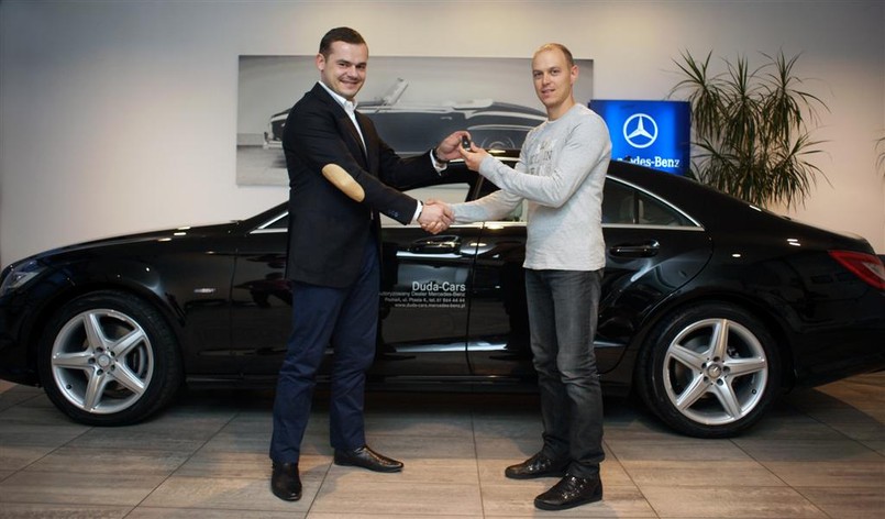 Jarosław Hampel odebrał mercedesa CLS 350 CDI 4MATIC