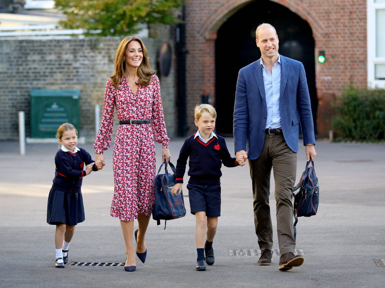 Kate Middleton i książę William z Charlotte i Georgem