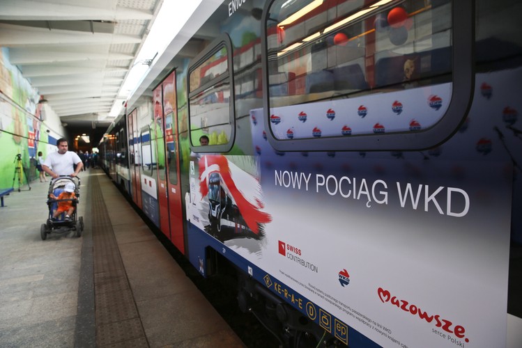 Wartość całego kontraktu wynosi 98,228 mls złotych brutto (79,860 mln zł netto). Ostatni z zamówionych pojazdów zostanie dostarczony pod koniec sierpnia 2016 r. br>
<br>
Źródło informacji: NEWAG S.A.<br>
fot. (cat) PAP/Rafał Guz