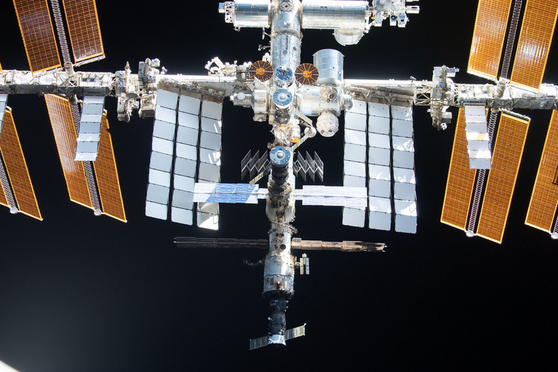 Największy ludzki obiekt w kosmosie — Międzynarodowa Stacja Kosmiczna