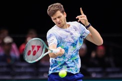 19 asów nie wystarczyło na Dimitrowa. Hurkacz odpadł w ćwierćfinale turnieju ATP w Paryżu