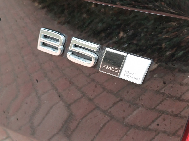 Volvo XC90 B5
