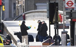 Polak z Londynu jako superbohater 'Kapitan Narwal'. Tak dzielnego Łukasza uhonorował brytyjski rysownik [FOTO]