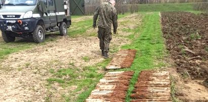 Rolnik od lat żył jak na bombie. Miał na swoim polu cały arsenał