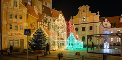 Zobacz, jak Poznań rozbłysł na święta nowymi iluminacjami