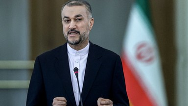 Iran oburzony karykaturami ajatollaha Ali Chamenei. Ostrzega Francję