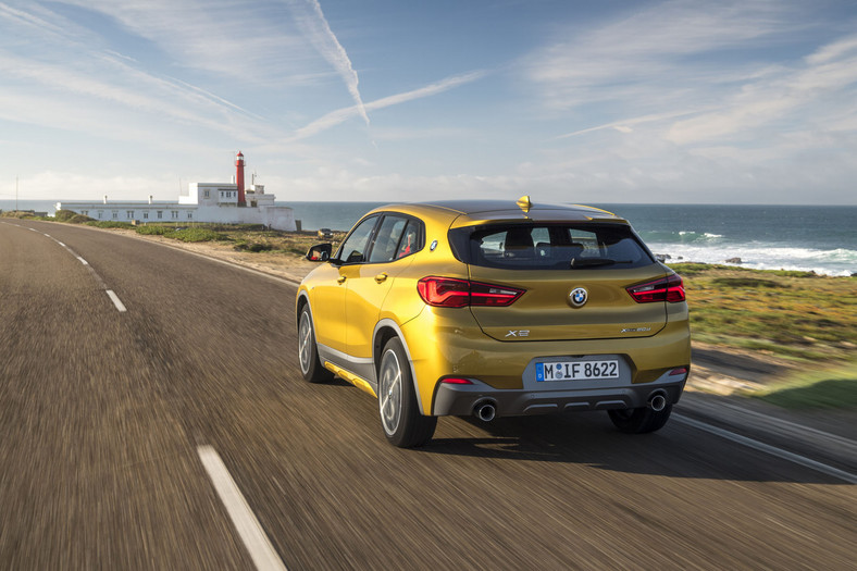 BMW X2 - SUV z genami coupe