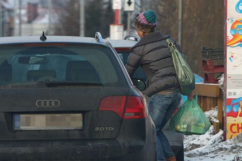 Brodzik! Opaliła się zimą. Jak to?