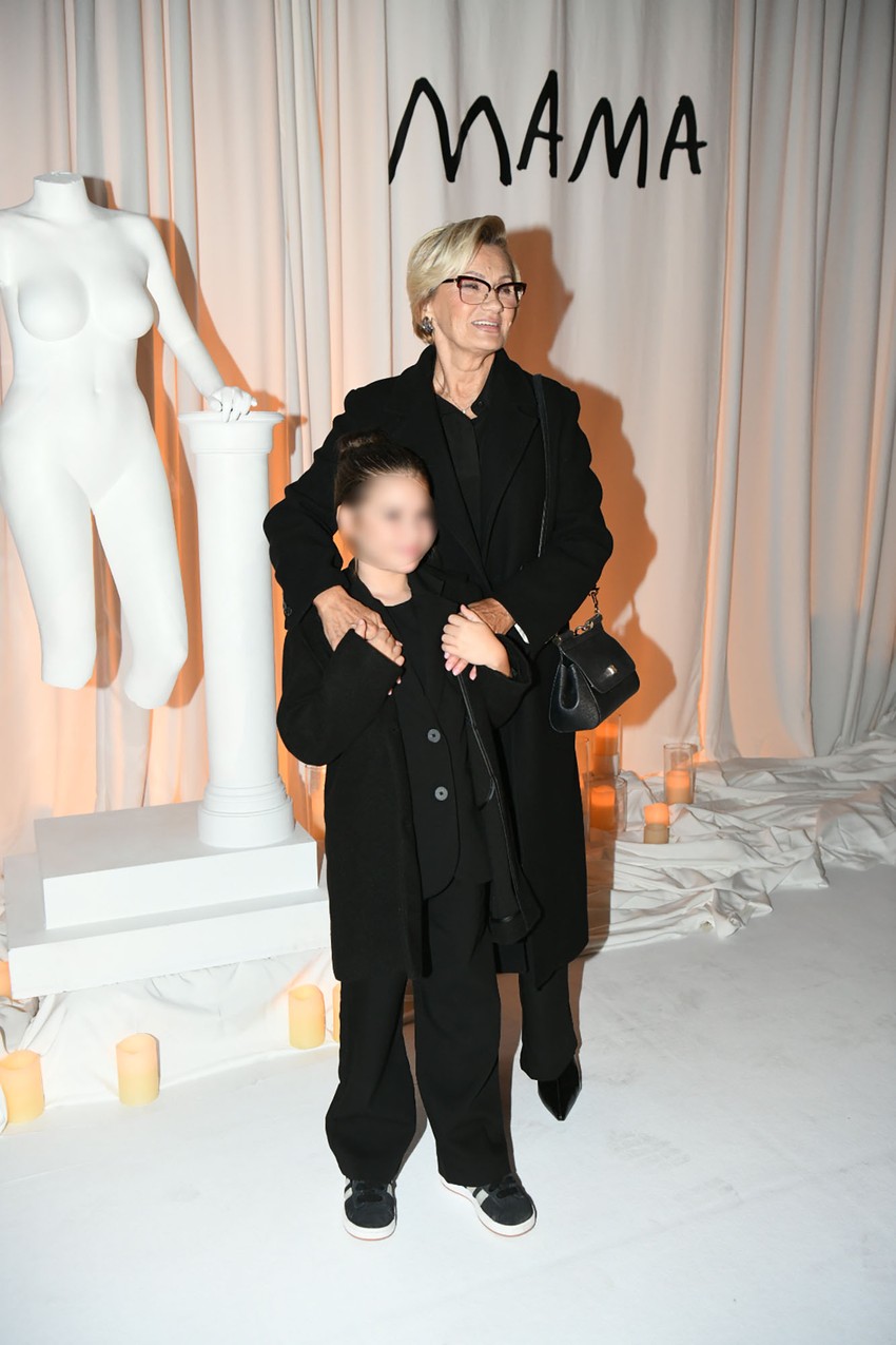 Mira grli malu Katju