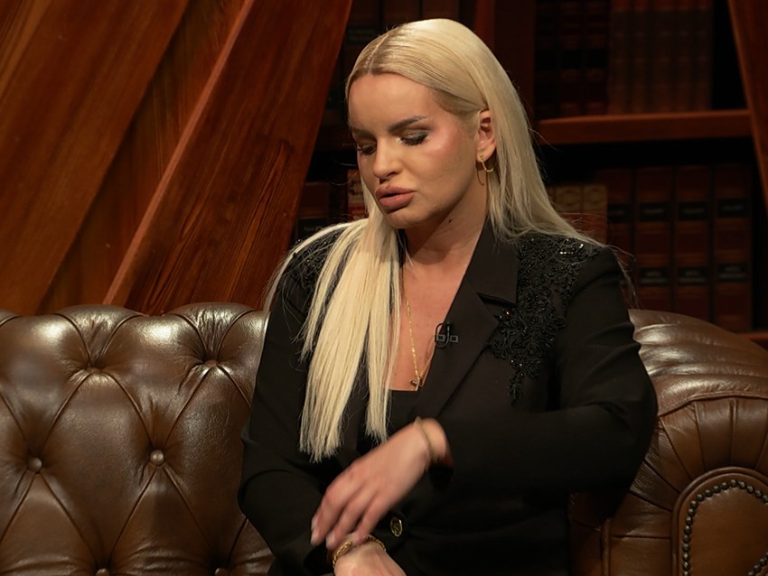 Aleksandra Stojković Džidža, emisija "Na terapiji sa Slavicom Đukić Dejanović"