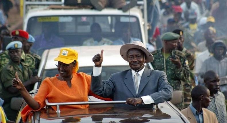 Uganda's President Yoweri Museveni (R), with his wife Jane in Kampala, file. 